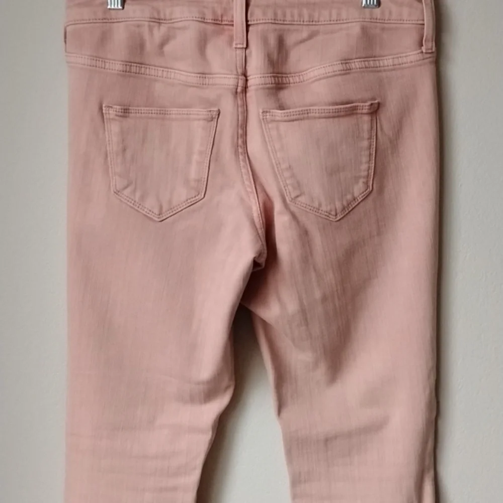 Universal Thread Pink Denim Stretchy Jeans